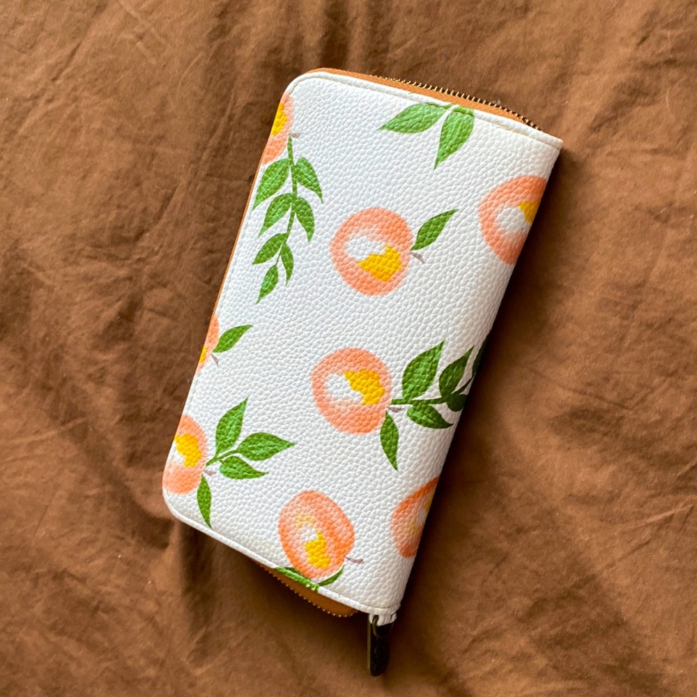ALL ANOUT THE BENJAMINS WALLET in peach design